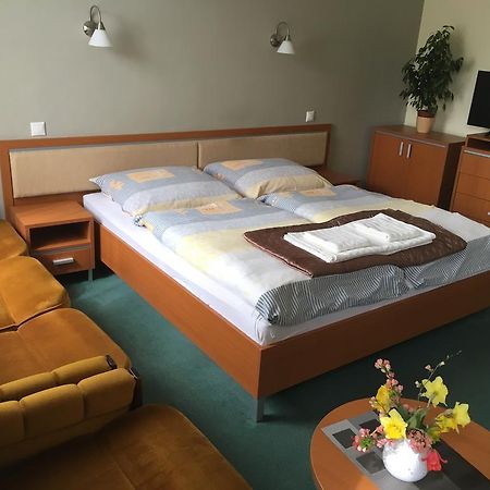 Apartman Darmon Piest'any Exterior photo